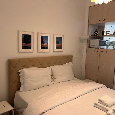 Small Budget Diamond Apartment In Agias Sofias. Saloniki Zewnętrze zdjęcie